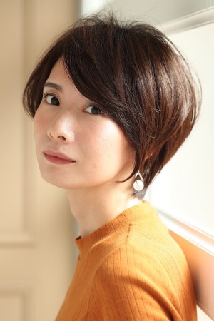 西尾和樹　大人の前下がりボブ３